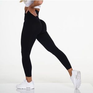 BLACK NVGTN LEGGINGS